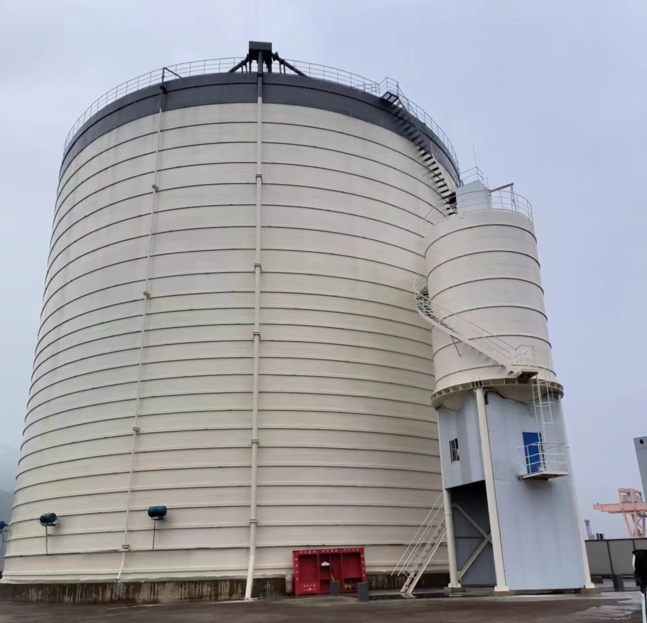 平桥10万吨水泥钢板库